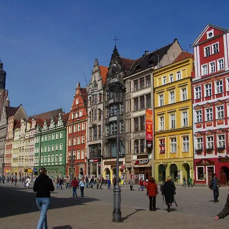 Grey Panther In The Heart Of * 브로츠와프